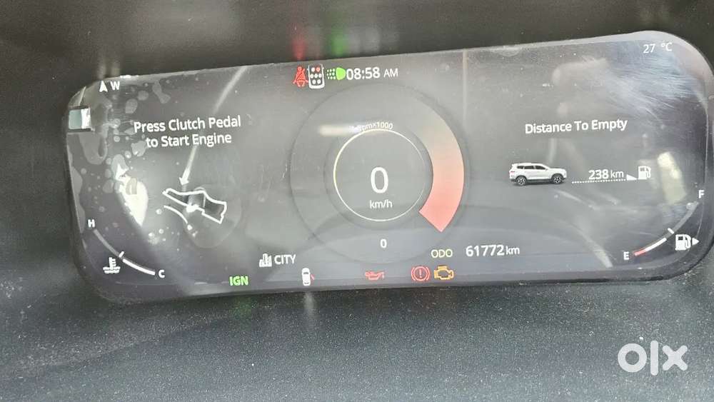 Tata Safari Dark Plus 2025