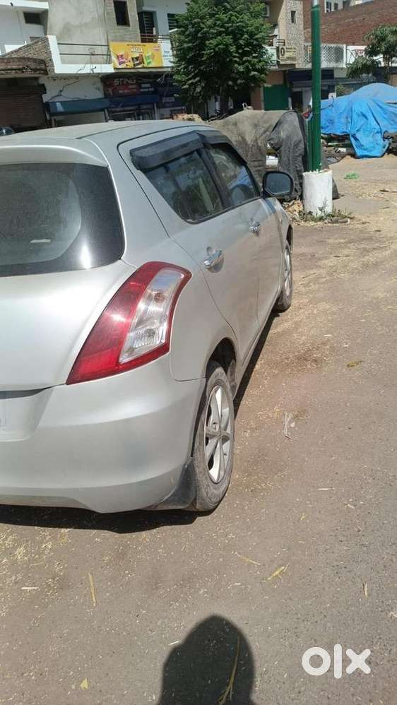 Maruti Suzuki Swift 2016 Petrol Well Maintained
