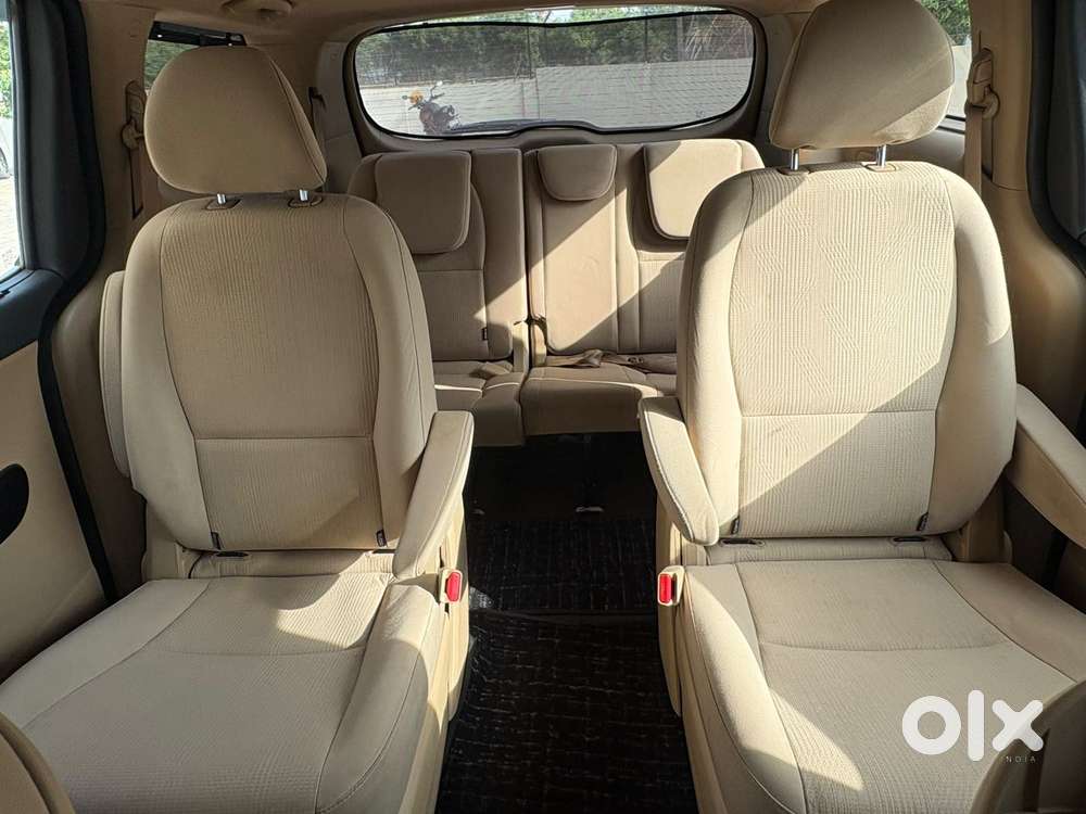 Kia Carnival Prestige, 2021, Diesel