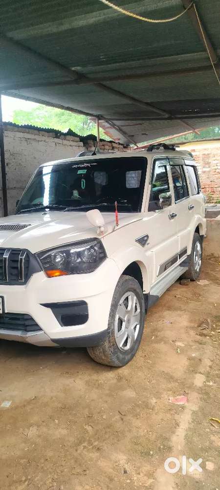 Mahindra Scorpio S5 Plus 2018 Diesel Manual