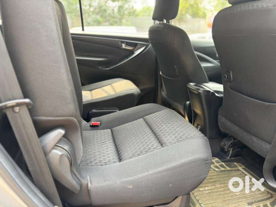 Toyota Innova Crysta [2020-ongoing] 2.4 Gx 7 Str, 2020, Diesel