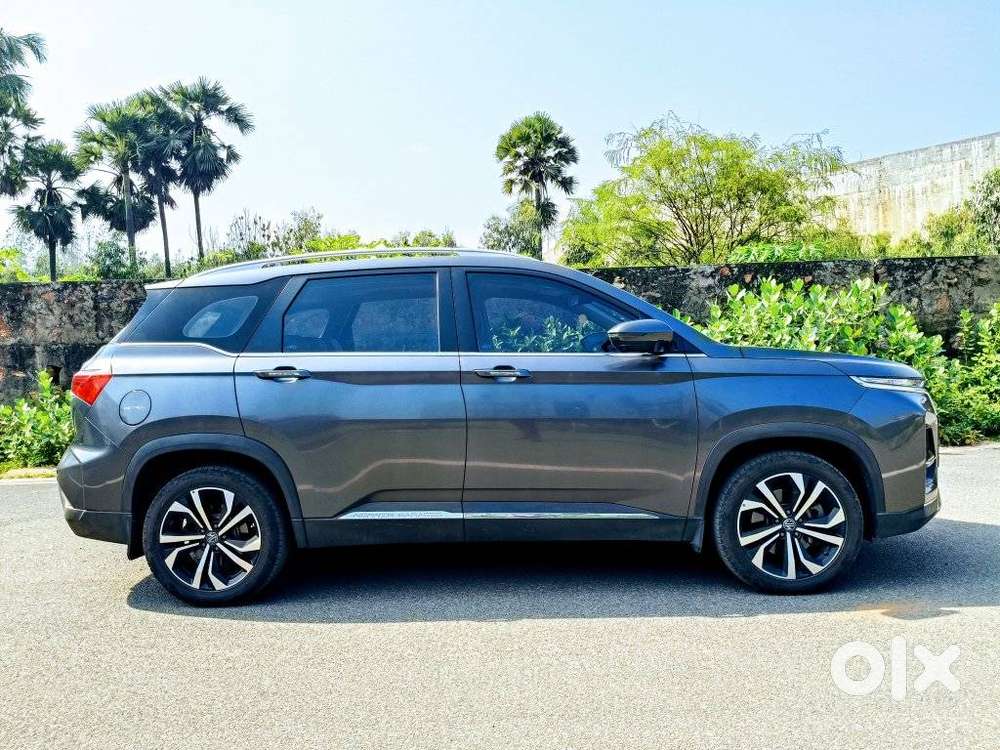 Mg Hector Plus Savvy Pro 1.5 Turbo Petrol Cvt 6 Str Dual Tone, 2023,..