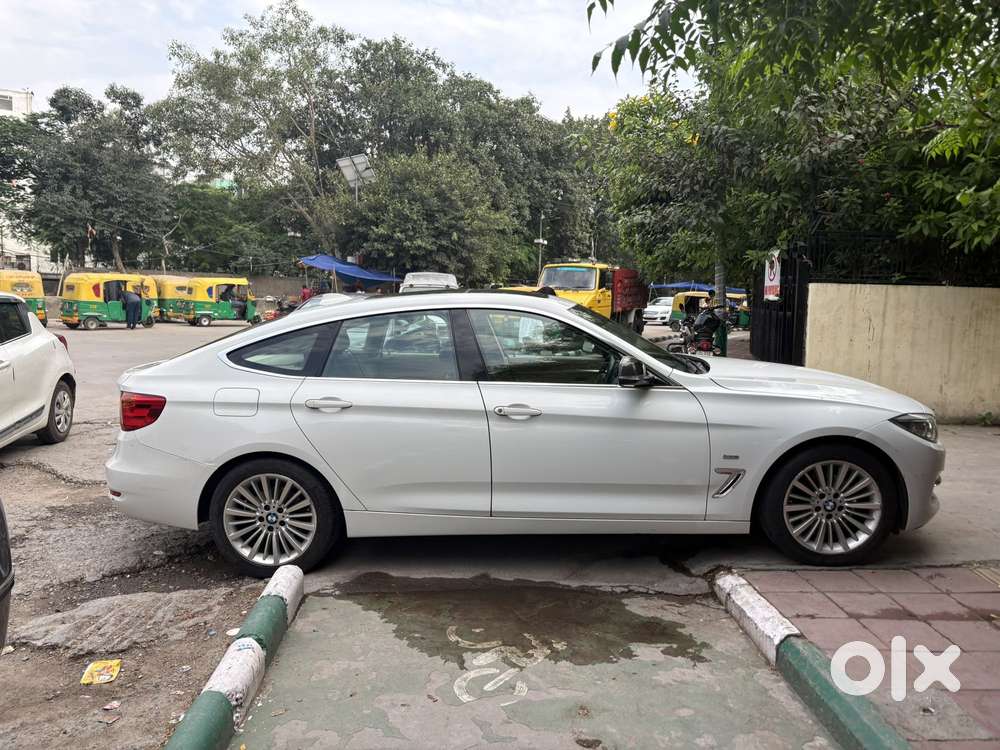 Bmw 3 Series Gt 320d Luxury Line, 2016, Diesel