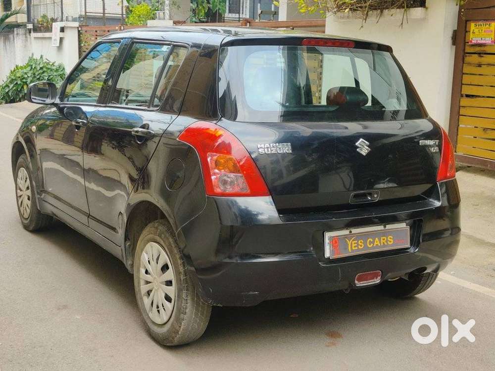 Maruti Suzuki Swift Vxi 1.2 Abs Bs-iv, 2011, Petrol