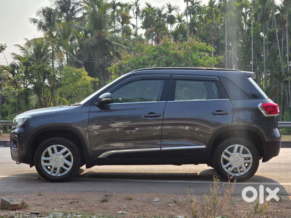 Maruti Suzuki Brezza 1.5 Vxi Smart Hybrid, 2021, Petrol