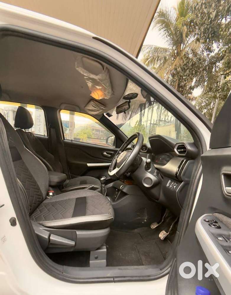 Nissan Magnite 1.0 Xv Premium Turbo (o), 2022