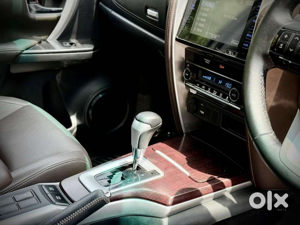 Toyota Fortuner 4x2 At 2.7 Petrol, 2017, Petrol