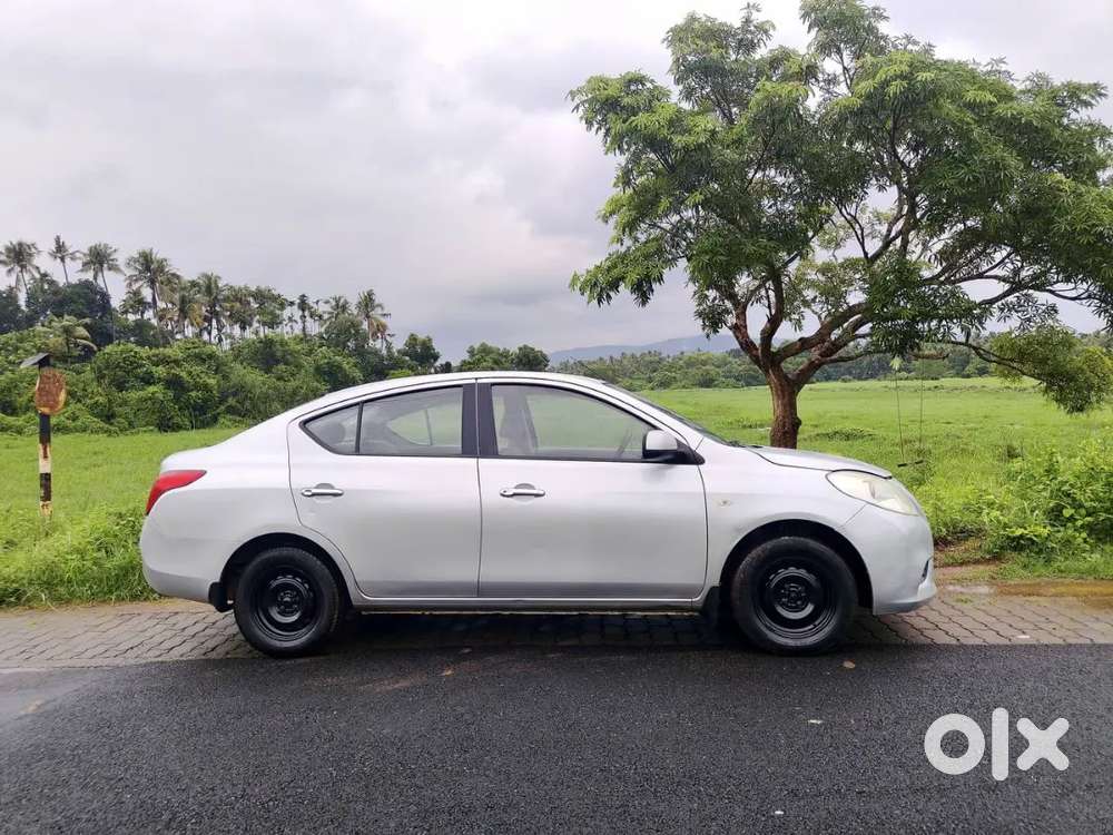 Good മൈലേജ് നിസ്സാൻ സണ്ണി Car For Sale