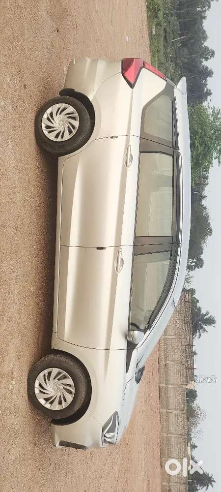 Showroom Track Vehicle