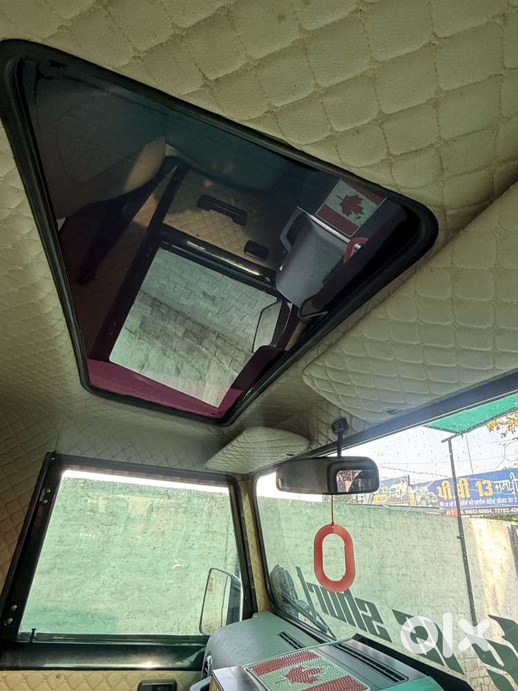 Mahindra Thar 2.2 Ax (o) Convertible Diesel Mt 4wd, 2015, Diesel