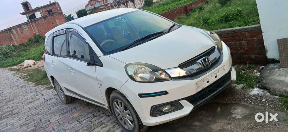Honda Mobilio Cng & Hybrids Well Maintained