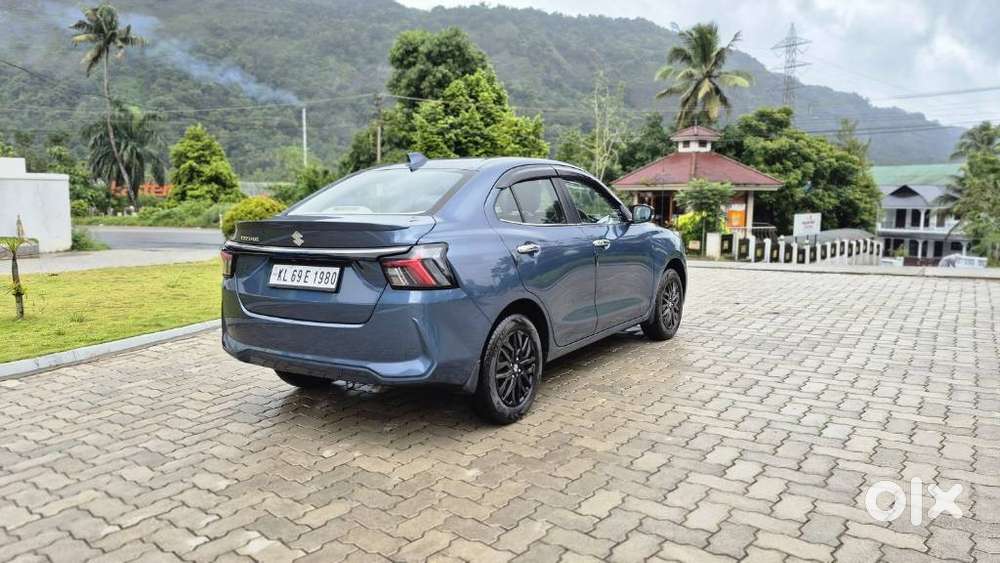 Maruti Suzuki Dzire 1.2 Zxi, 2025, Petrol