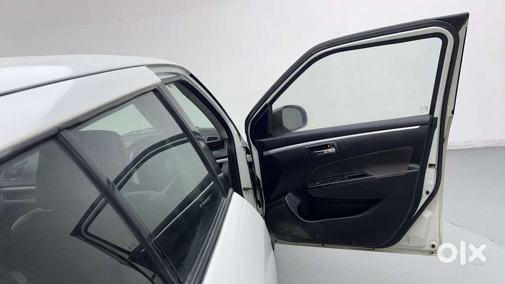 Maruti Suzuki Swift 2018 Vxi, 2016, Petrol