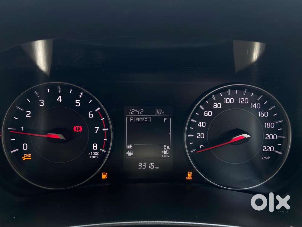 Maruti Suzuki Dzire 1.2 Zxi Cng, 2025, Cng & Hybrids