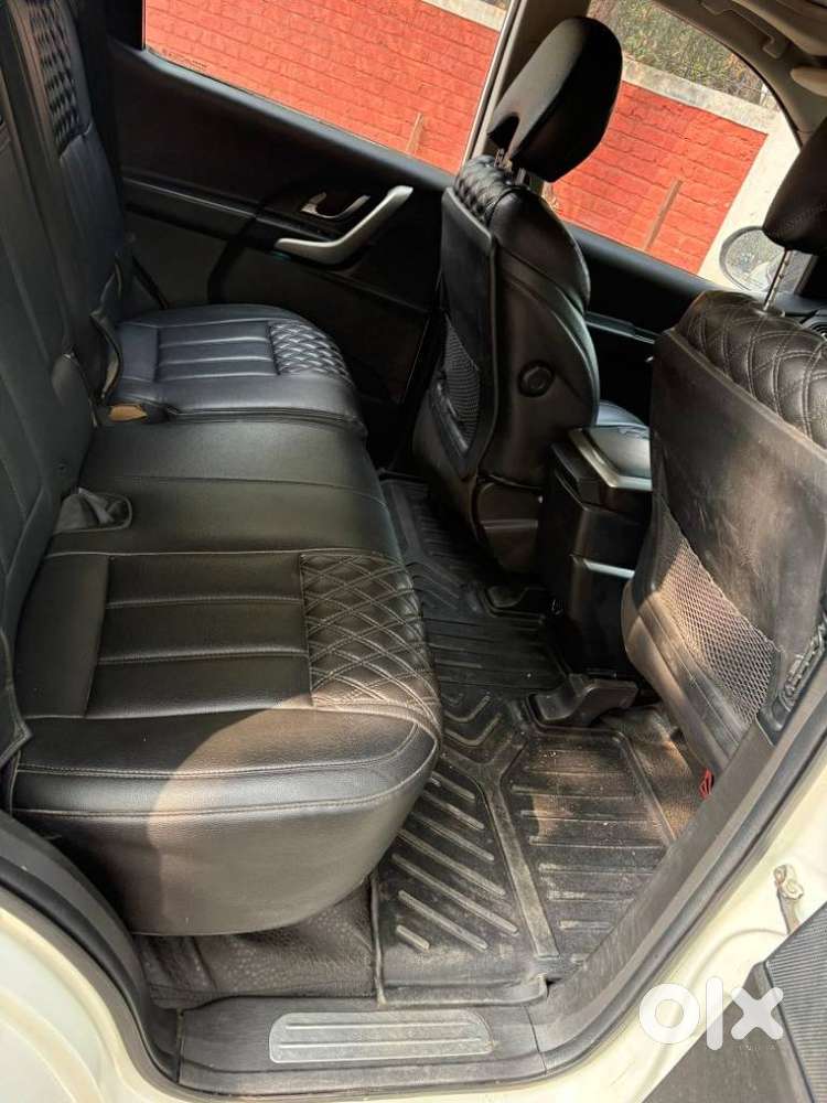 Mahindra Xuv500 W11 Option, 2018, Diesel