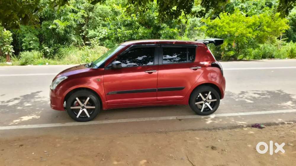 Maruti Suzuki Swift 2010