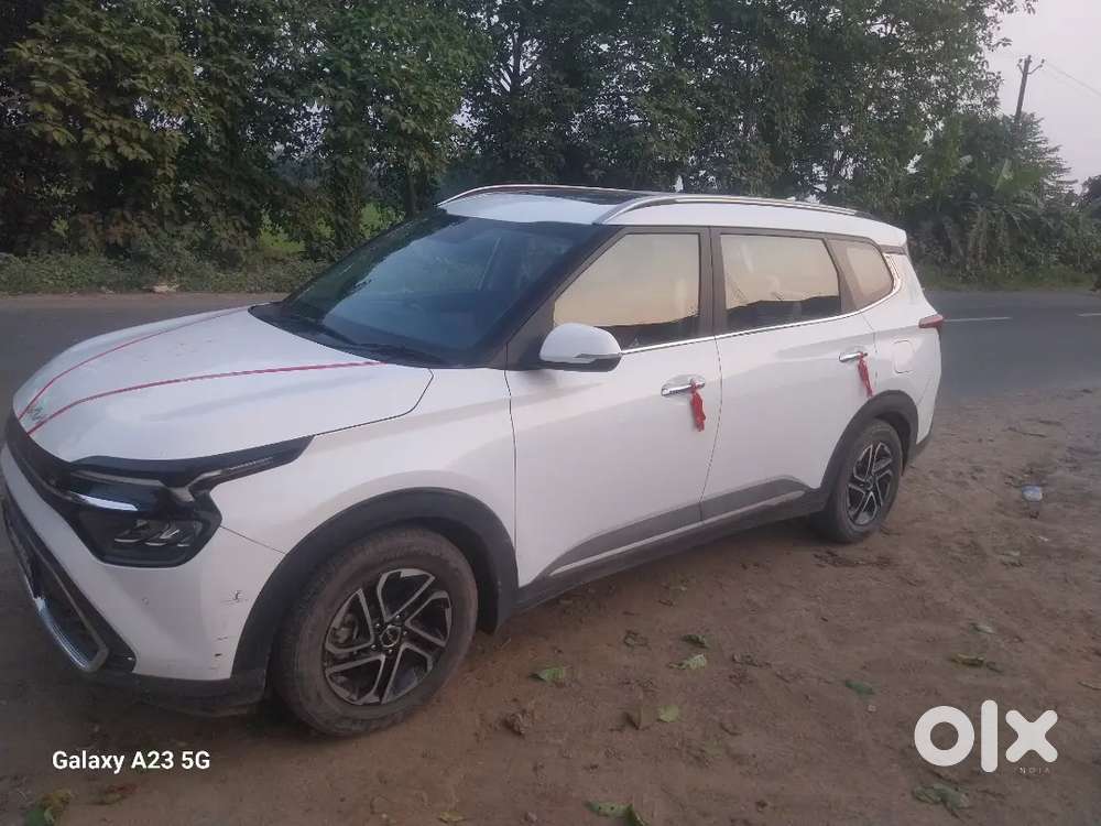 Kia Carens Luxury Plus Top Model 2023 Diesel Well Maintained