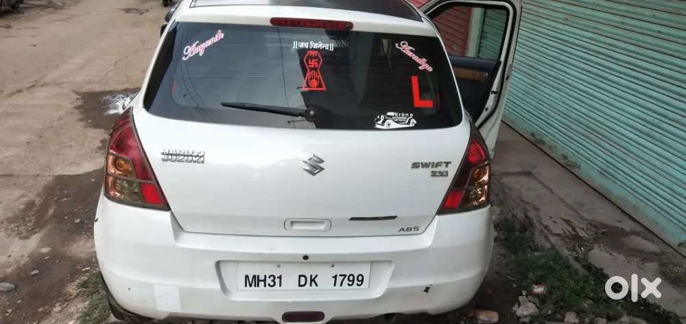 Maruti Suzuki Swift 2010 Petrol 137000 Km Driven