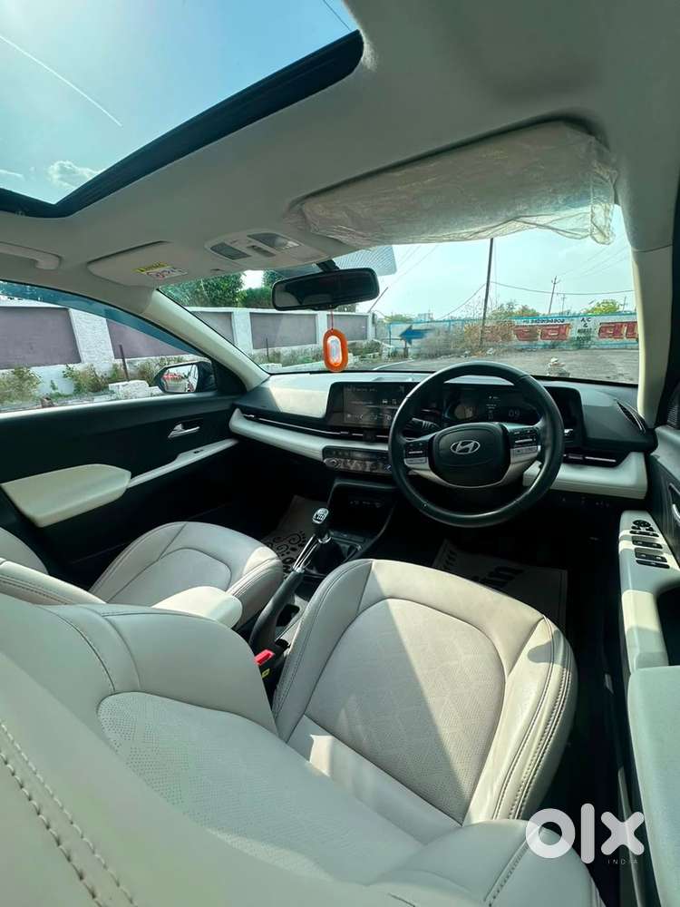 Hyundai Verna Sx 2025