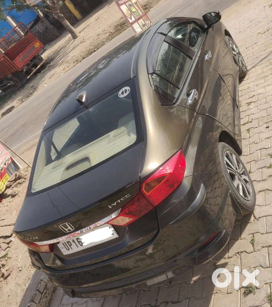 Honda City V Mt Petroldec-2018  Only 38,000 Kms Driven With Record