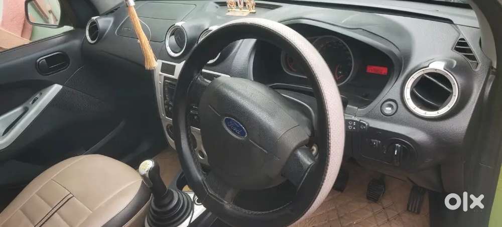 Ford Figo 2012 Diesel 150000 Km Driven