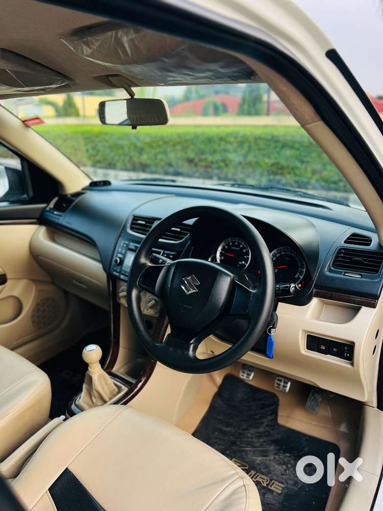 Maruti Suzuki Swift Dzire Vxi Optional, 2016, Petrol