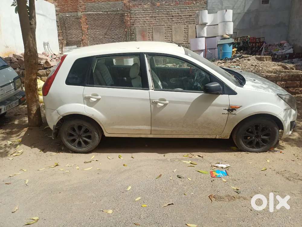 Ford Figo 2011 Diesel 174000 Km Driven