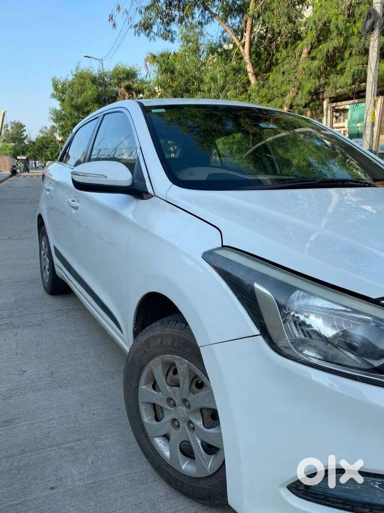 Hyundai I20 Sportz 1.2 Bs-iv, 2015, Petrol