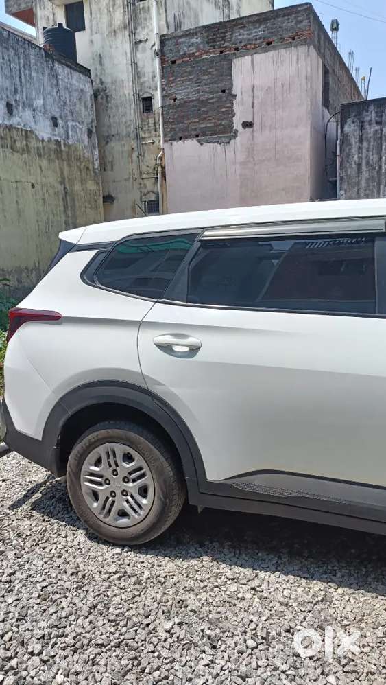 Kia Carens 2023 Premium – Neat Condition  Smooth Drive  Family Car