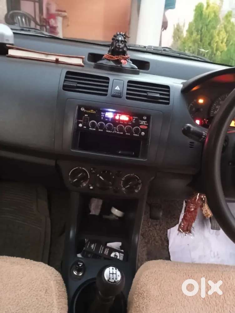 Maruti Suzuki Swift Dzire 2011