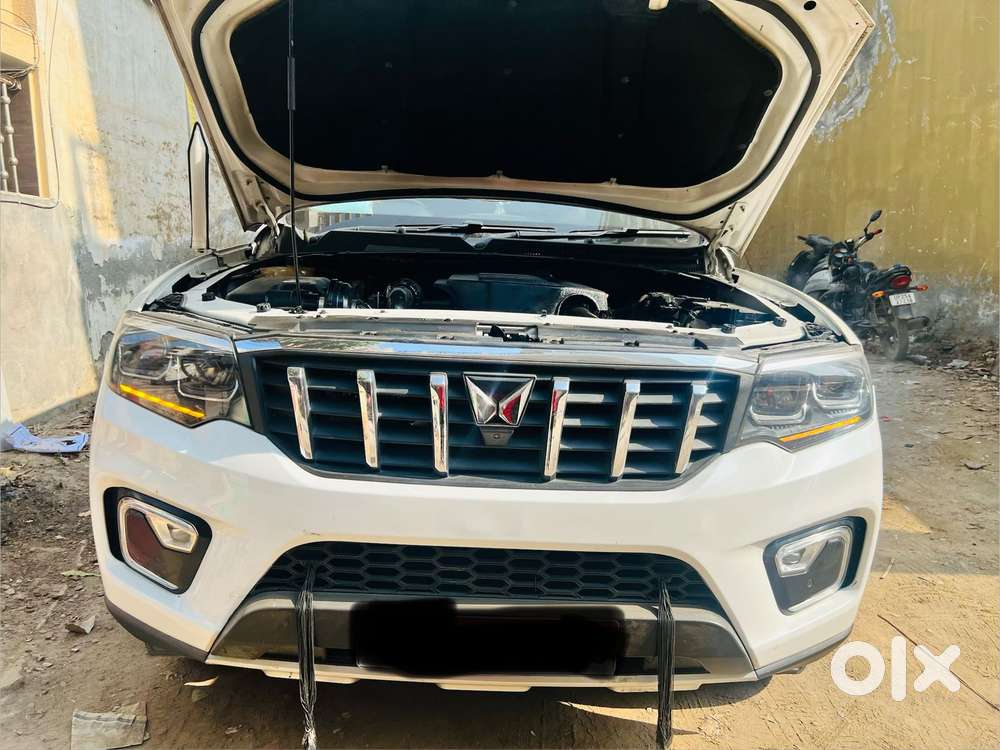 Mahindra Scorpio-n 2.0 Z8 L Petrol At 7 Str, 2023, Petrol