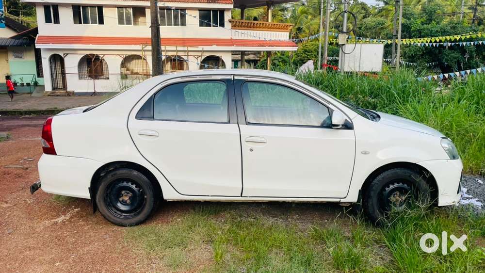 Re_registerd Toyota Etios Gd Kp  2013 Diesel 190000 Km Driven