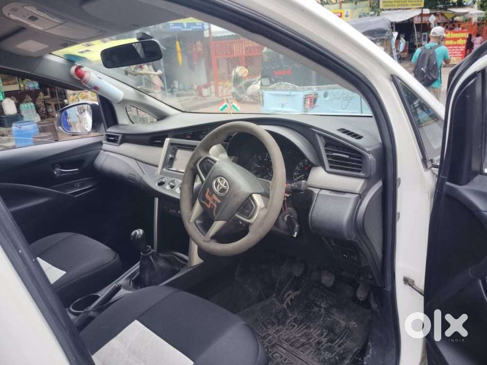 Toyota Innova Crysta 2.4 Gx Mt 8s, 2017, Diesel