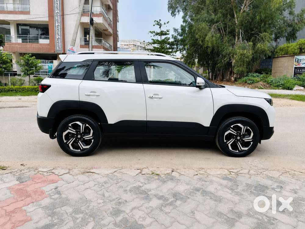 Maruti Suzuki Brezza Zxi Plus At, 2023, Petrol