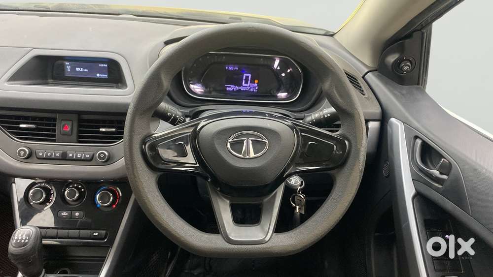 Tata Nexon 1.2 Revotron Xm, 2020, Petrol