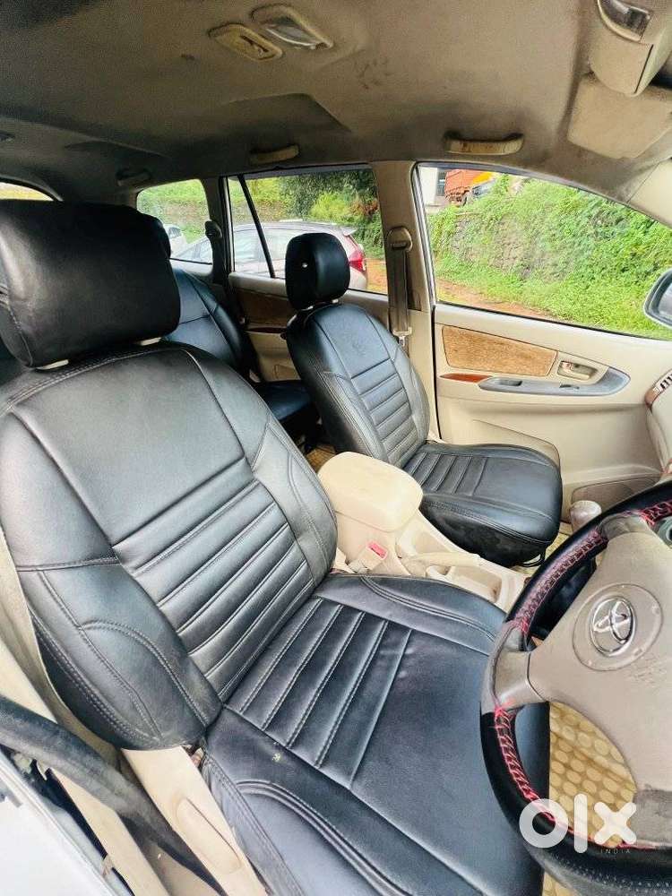 Toyota Innova [2004-2011] 2.5 Gx Diesel 7 Str, 2007, Diesel