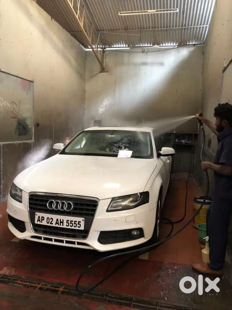 Audi A4 2011 Diesel 130000 Km Driven
