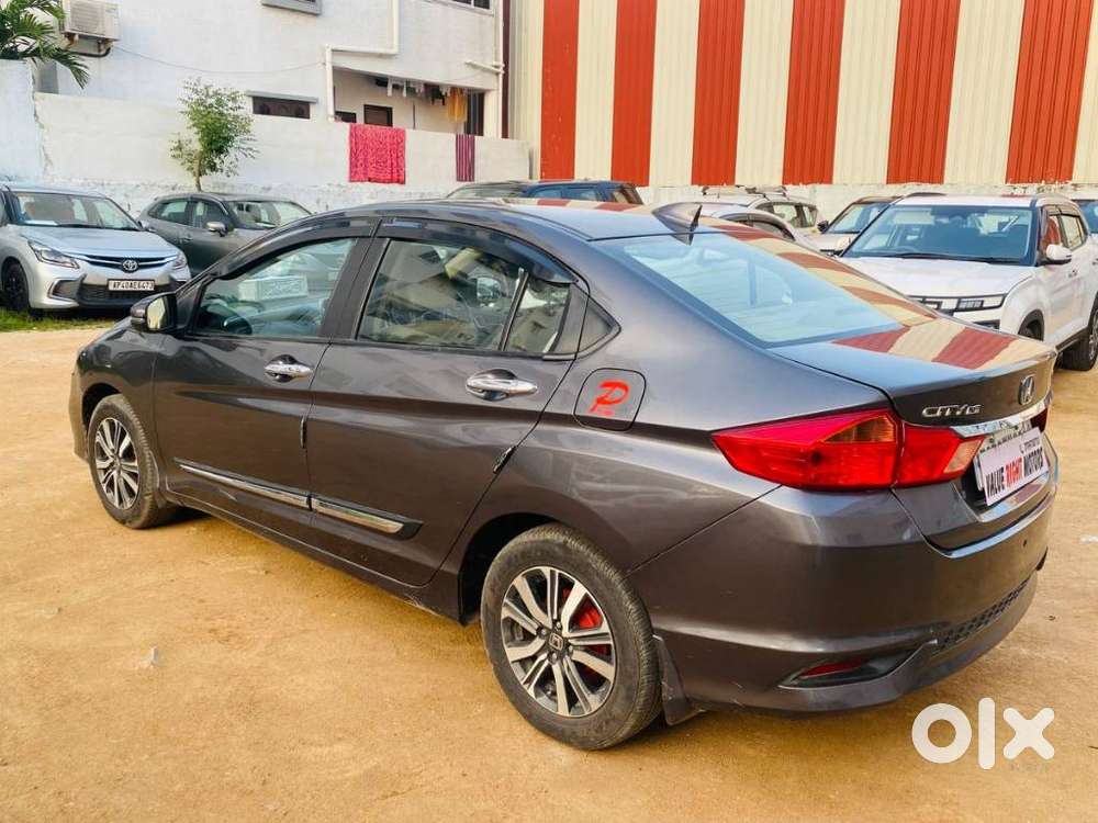 Honda City I-vtec V, 2018, Petrol