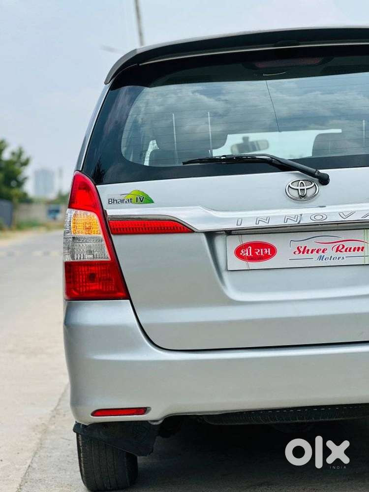 Toyota Innova [ ] 2.5 V Diesel 7 Str, 2015, Diesel