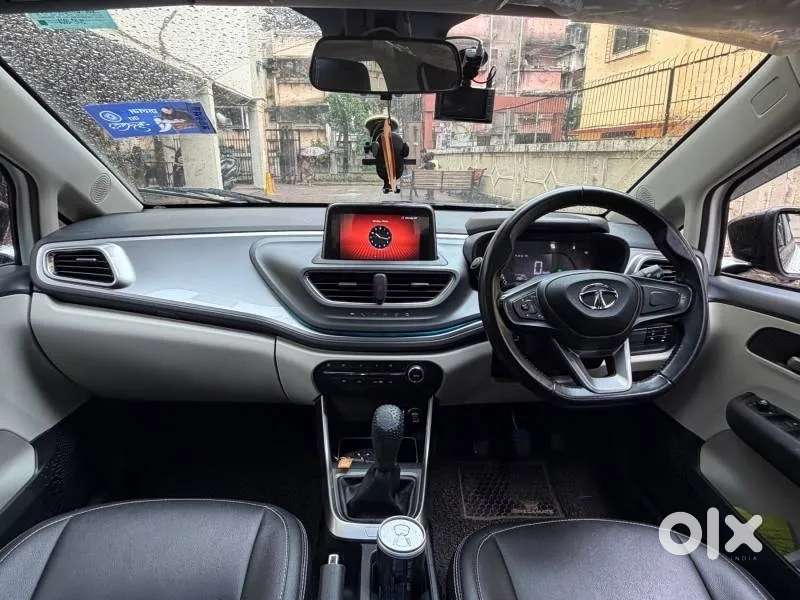 Tata Altroz Xz Plus (s) Icng, 2023, Cng & Hybrids