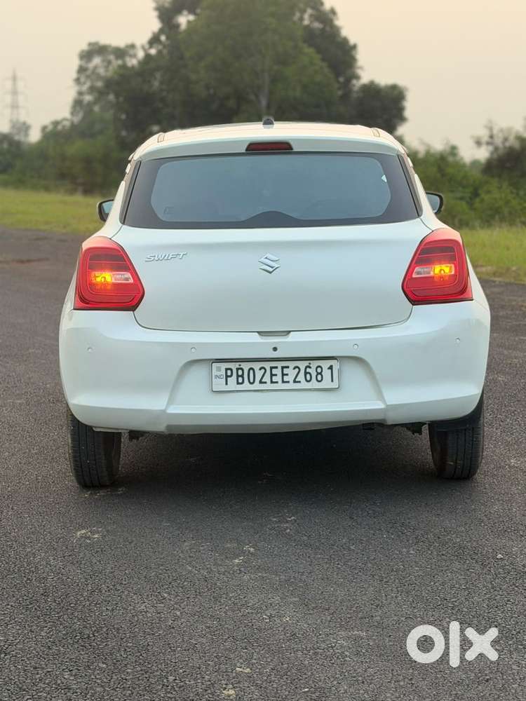 Maruti Suzuki Swift Vxi Optional, 2021, Petrol