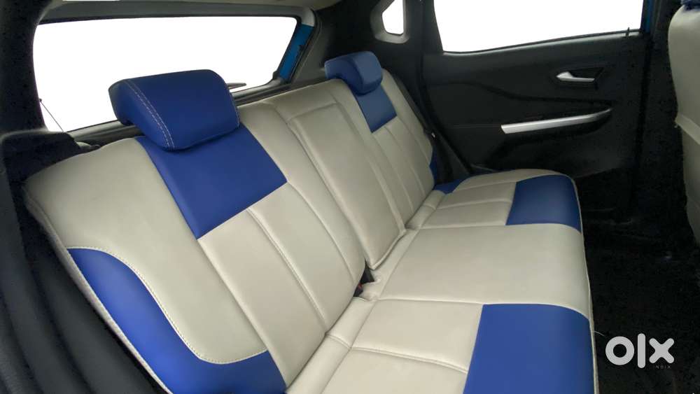 Nissan Magnite 1.0 Xv Premium Turbo Cvt, 2022, Petrol