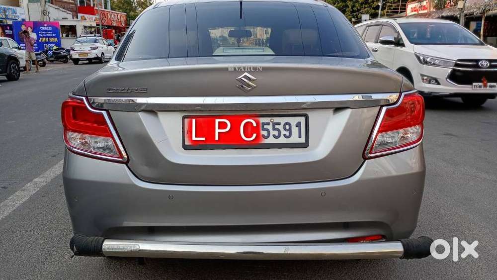 Maruti Suzuki Dzire 1.2 Vxi, 2022, Petrol