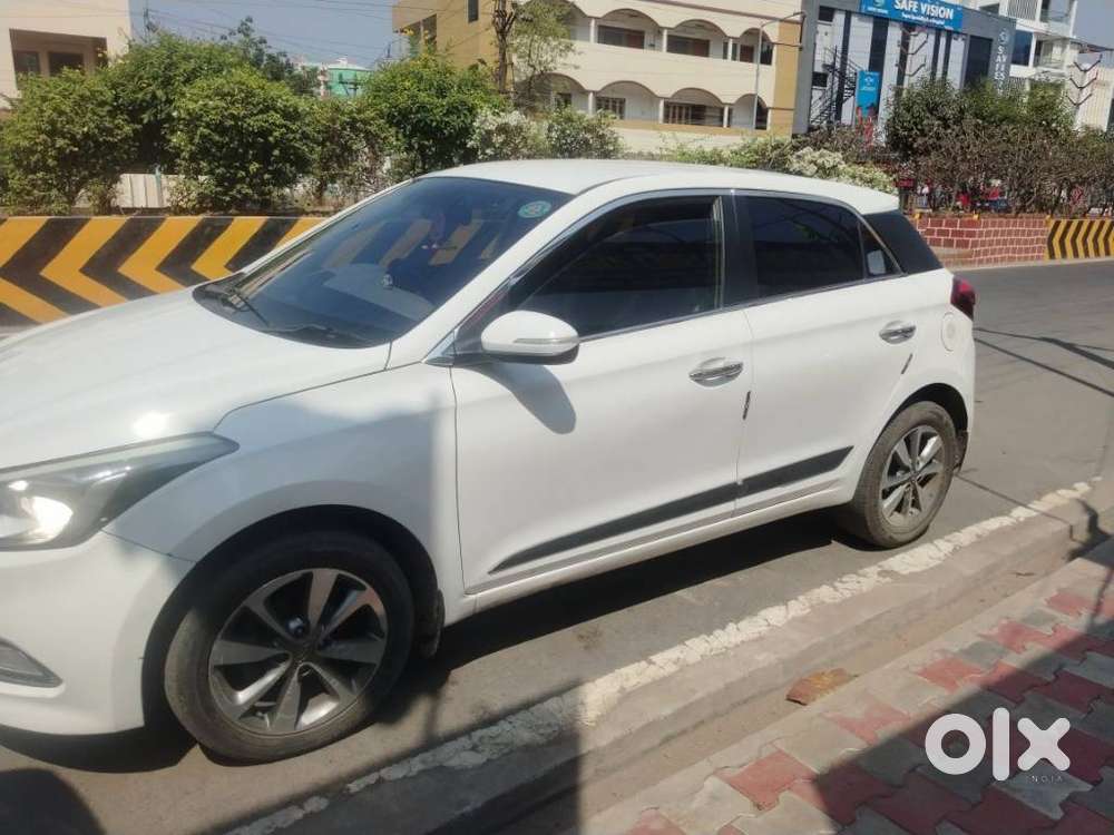 Hyundai I20 Petrol Asta, 2015, Petrol