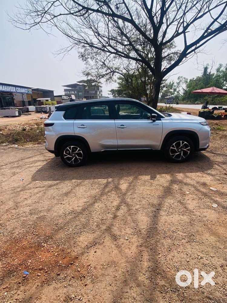 Toyota Urban Cruiser Hyryder 1.5 V Hybrid, 2023, Petrol