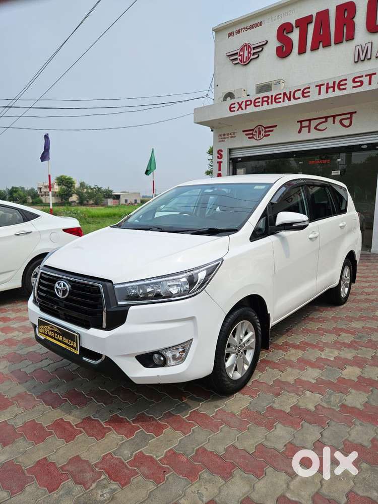 Toyota Innova Crysta 2.4 Gx Mt, 2017, Diesel