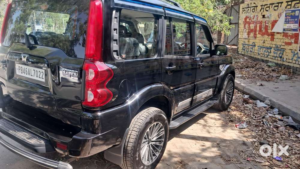 Mahindra Scorpio Classic 2.2 S 11 Mt 7 Str, 2024, Diesel