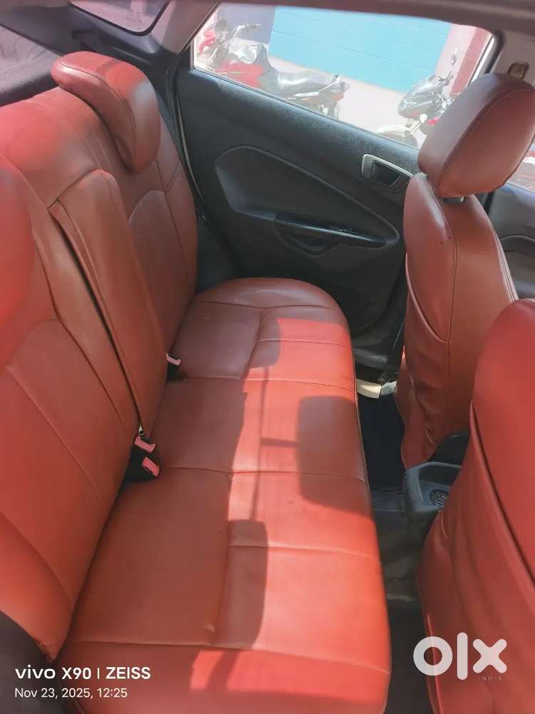 Ford Fiesta Titanium 2012