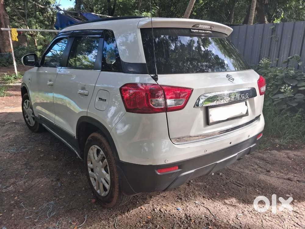 Maruti Suzuki Brezza 2019 Diesel Automatic 98000 Km Driven