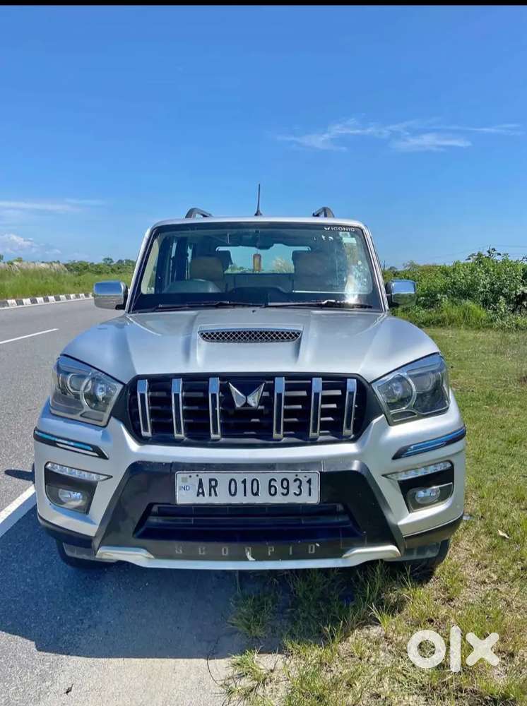 Mahindra Scorpio Classic S11 2022